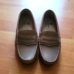 Brown new leather flats